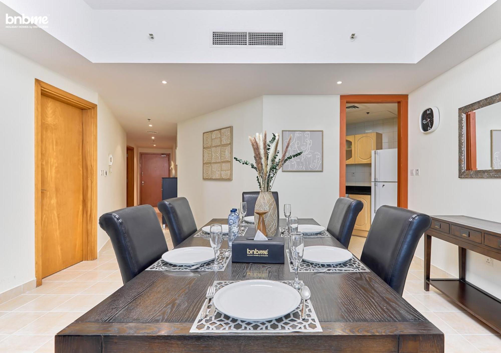 Bnbmehomes - Damac Waves Tower * دبي